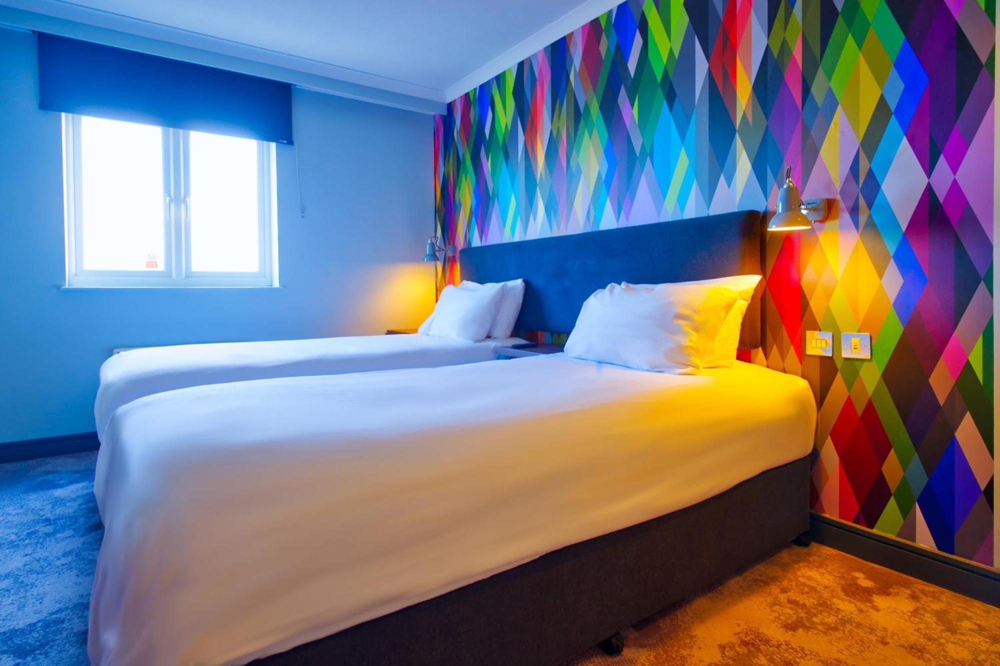 Village Hotel Manchester Hyde Luaran gambar